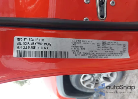 2021 Jeep Cherokee Trailhawk 4X4 из США, поврежденный, VIN 1C4PJMBX7MD119689